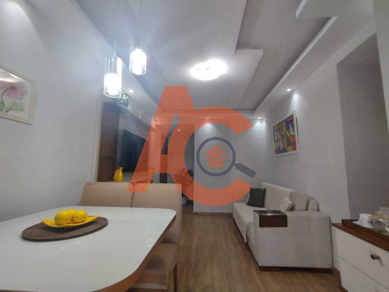 Apartamento à venda com 2 quartos, 60m² - Foto 5