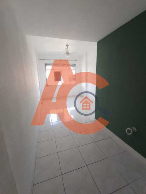 Apartamento à venda com 2 quartos, 60m² - Foto 4