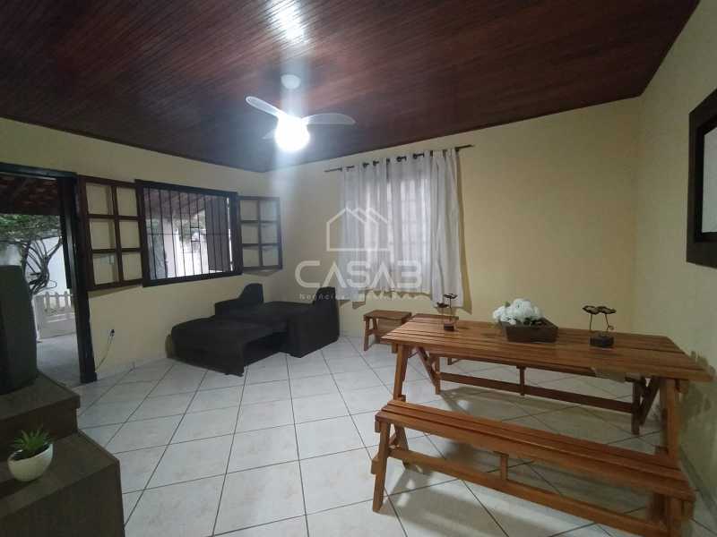 Casa à venda com 2 quartos, 100m² - Foto 5