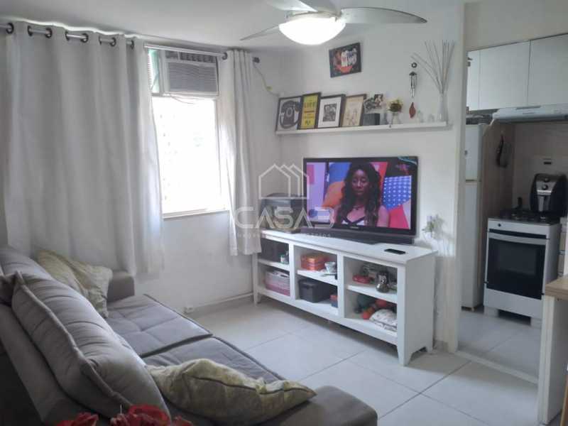 Apartamento à venda com 2 quartos, 55m² - Foto 14