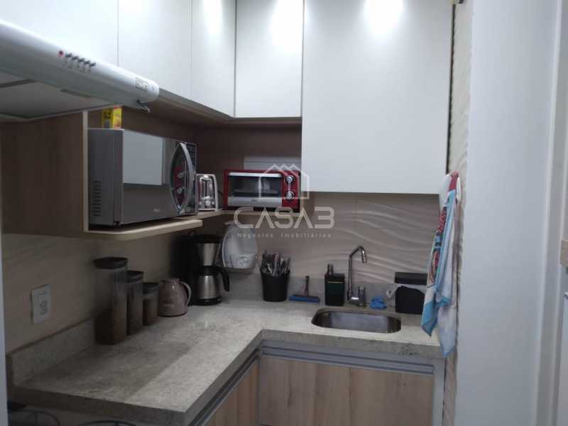 Apartamento à venda com 2 quartos, 55m² - Foto 17