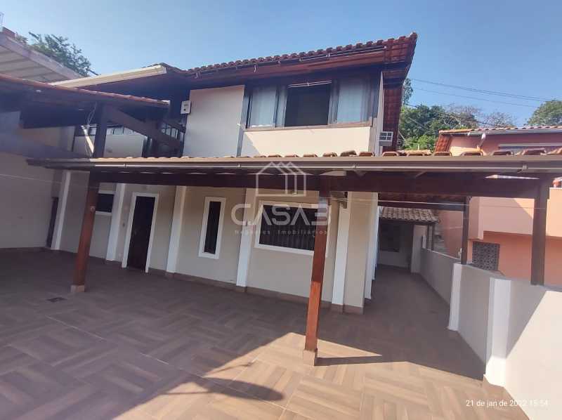 Casa à venda com 6 quartos, 295m² - Foto 4