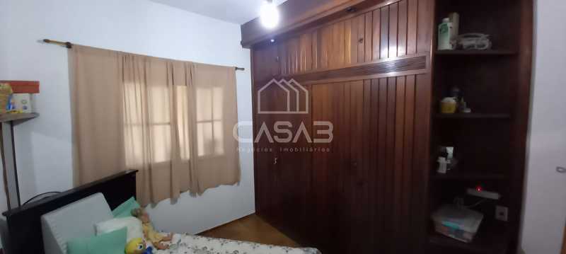 Casa à venda com 7 quartos, 120m² - Foto 9