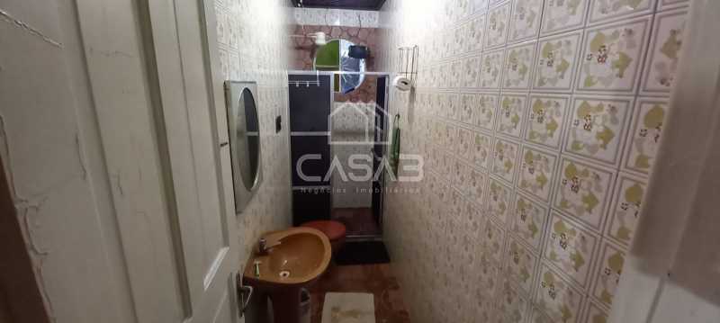 Casa à venda com 7 quartos, 120m² - Foto 11