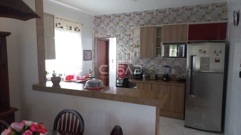 Casa de Condomínio à venda com 4 quartos, 200m² - Foto 4