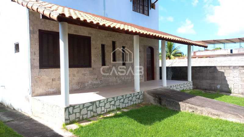 Casa à venda com 4 quartos, 195m² - Foto 1