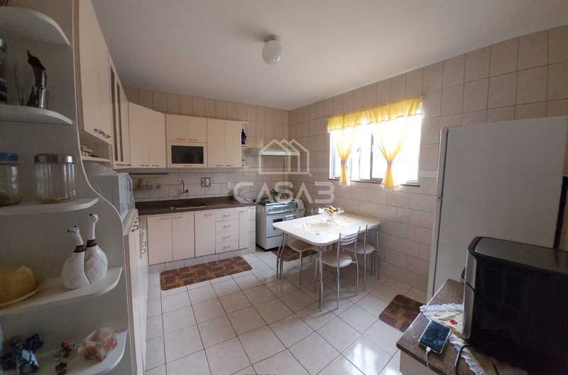 Casa à venda com 4 quartos, 155m² - Foto 9