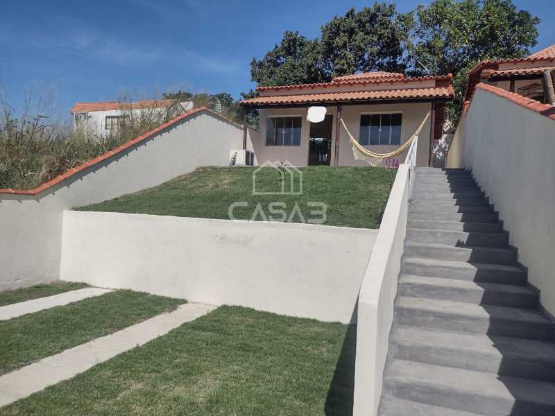 Casa à venda com 2 quartos, 78m² - Foto 1