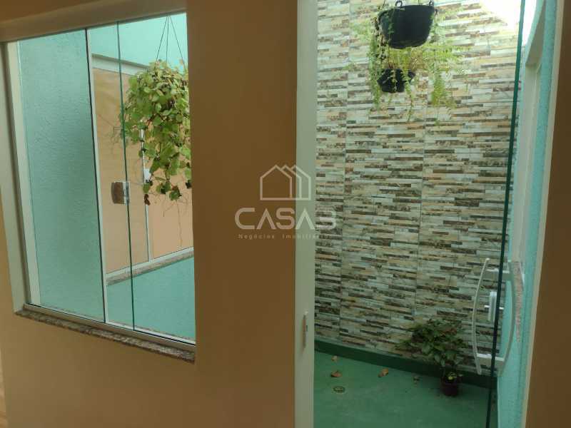 Casa à venda com 2 quartos, 78m² - Foto 9