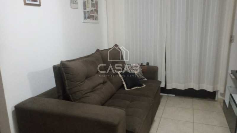 Apartamento à venda com 2 quartos, 60m² - Foto 3