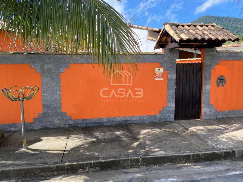 Casa à venda com 3 quartos, 130m² - Foto 1