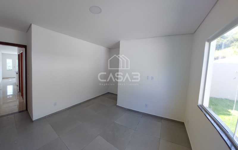 Casa à venda com 2 quartos, 79m² - Foto 9