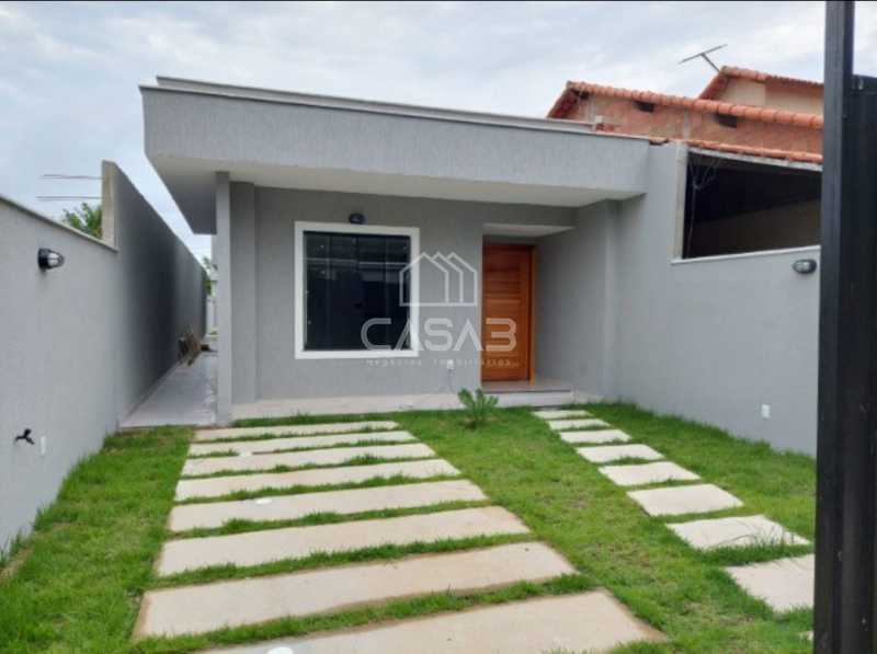 Casa à venda com 3 quartos, 114m² - Foto 1