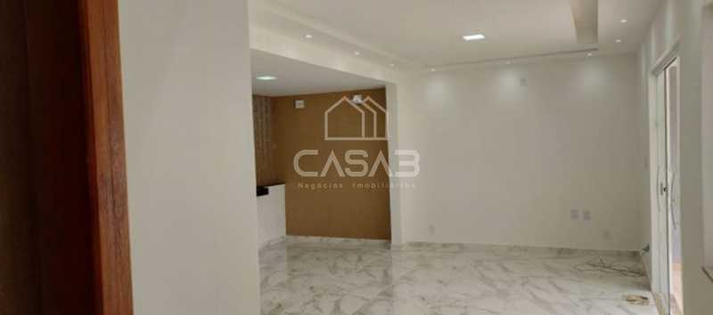 Casa à venda com 3 quartos, 120m² - Foto 4