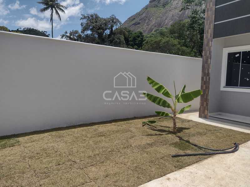 Casa à venda com 2 quartos, 75m² - Foto 2