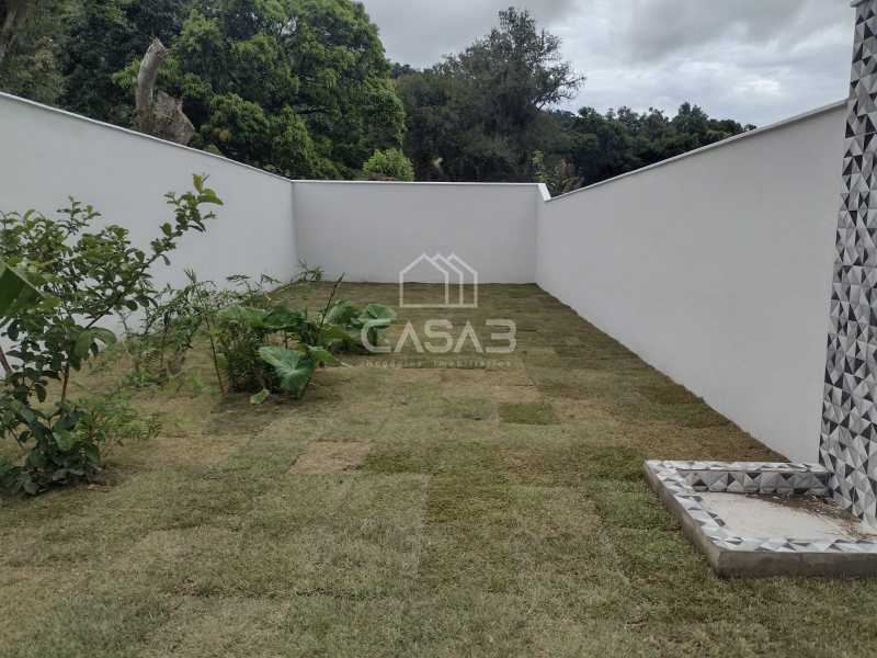 Casa à venda com 2 quartos, 75m² - Foto 9