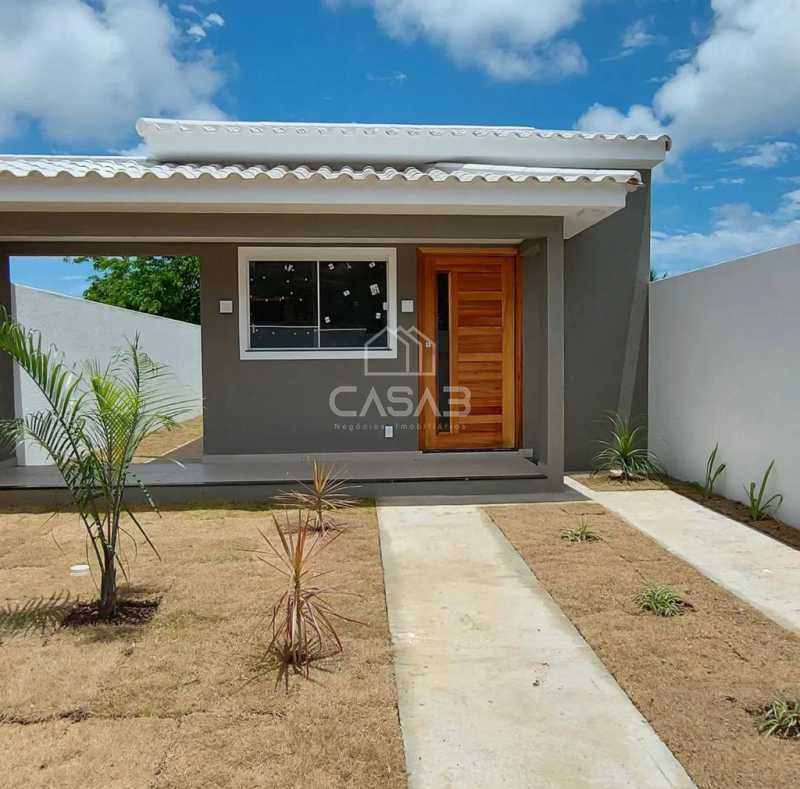 Casa à venda com 2 quartos, 71m² - Foto 1