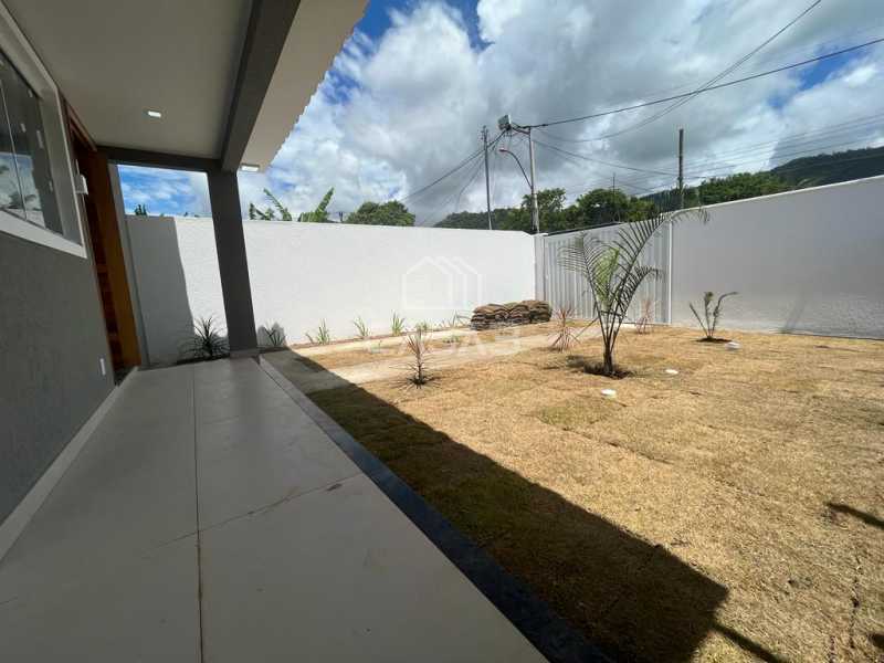 Casa à venda com 2 quartos, 71m² - Foto 13