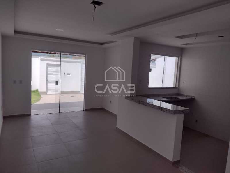 Casa à venda com 2 quartos, 89m² - Foto 4