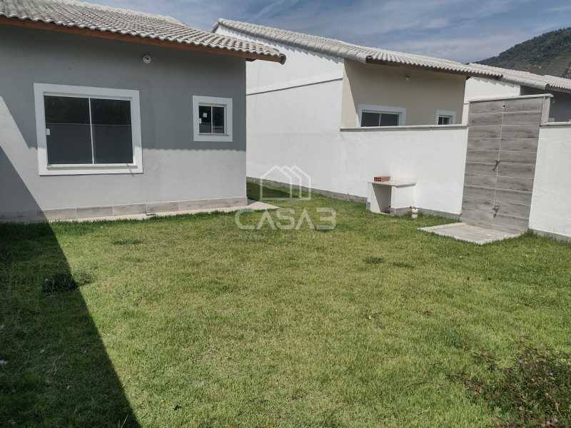 Casa à venda com 2 quartos, 69m² - Foto 2