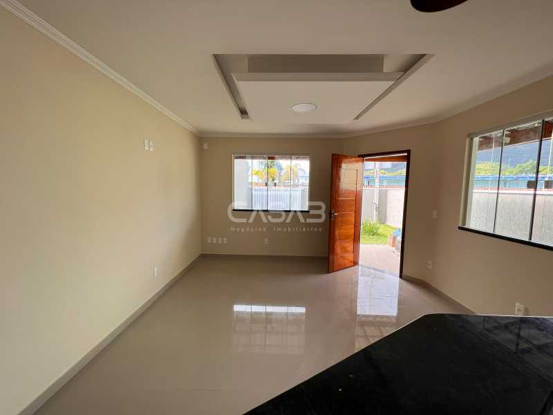 Casa à venda com 3 quartos, 102m² - Foto 7