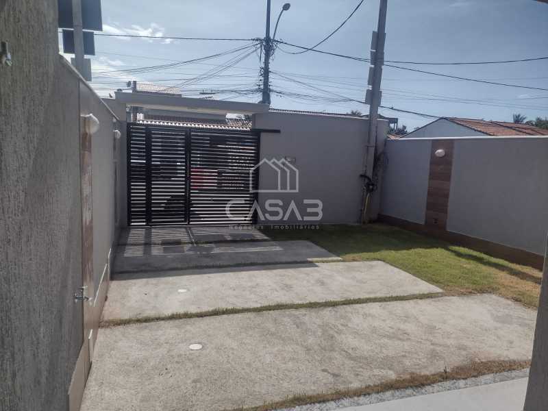 Casa à venda com 3 quartos, 100m² - Foto 2