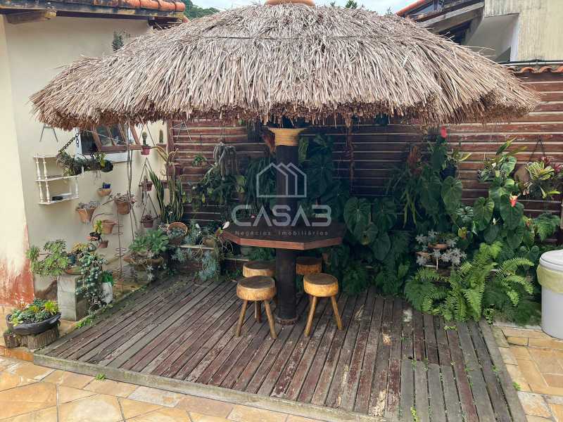 Casa à venda com 3 quartos, 268m² - Foto 11