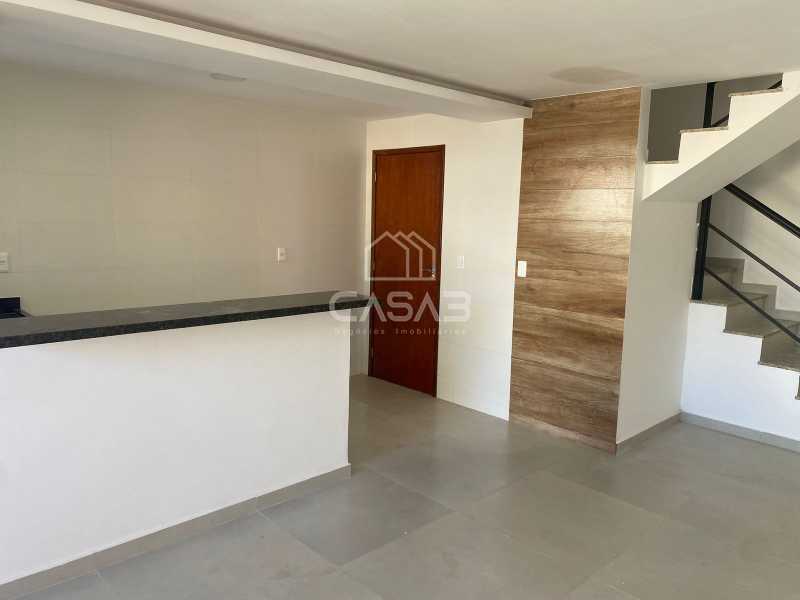 Casa à venda com 3 quartos, 100m² - Foto 5