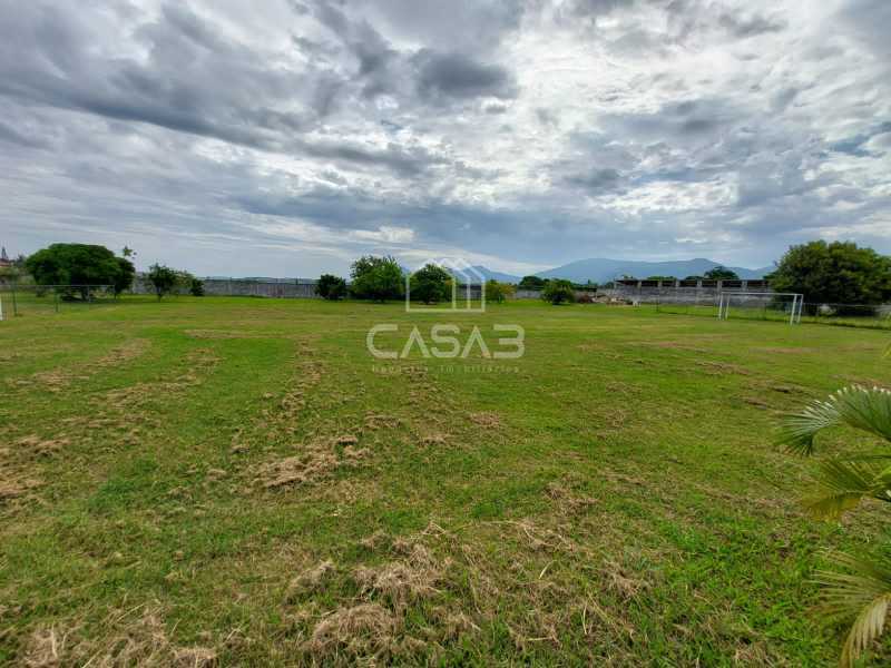 Casa de Condomínio à venda com 5 quartos, 244m² - Foto 19