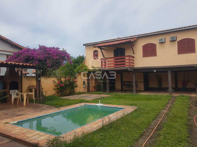 Casa à venda com 4 quartos, 222m² - Foto 18