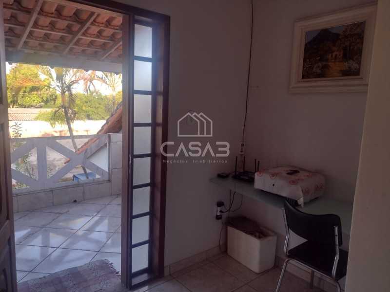 Casa à venda com 4 quartos, 230m² - Foto 18