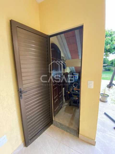 Casa à venda com 4 quartos, 248m² - Foto 11