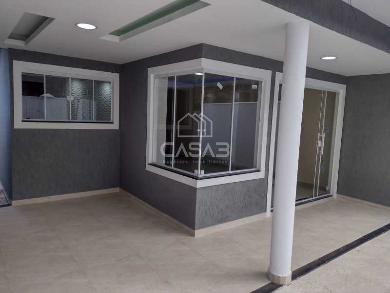 Casa à venda com 3 quartos, 100m² - Foto 2