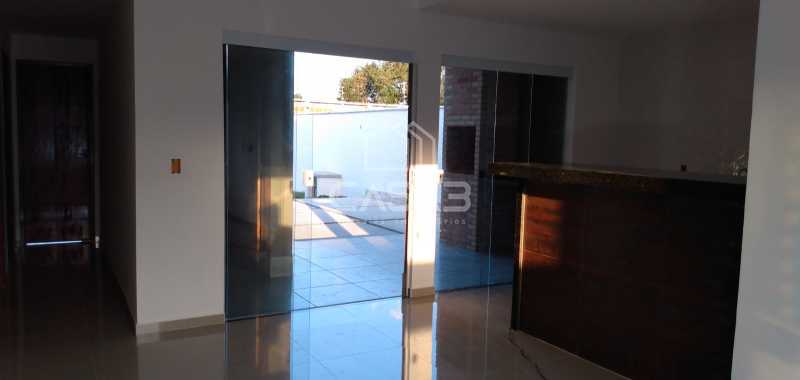 Casa à venda com 3 quartos, 98m² - Foto 11