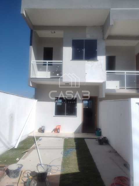 Casa à venda com 2 quartos, 65m² - Foto 1