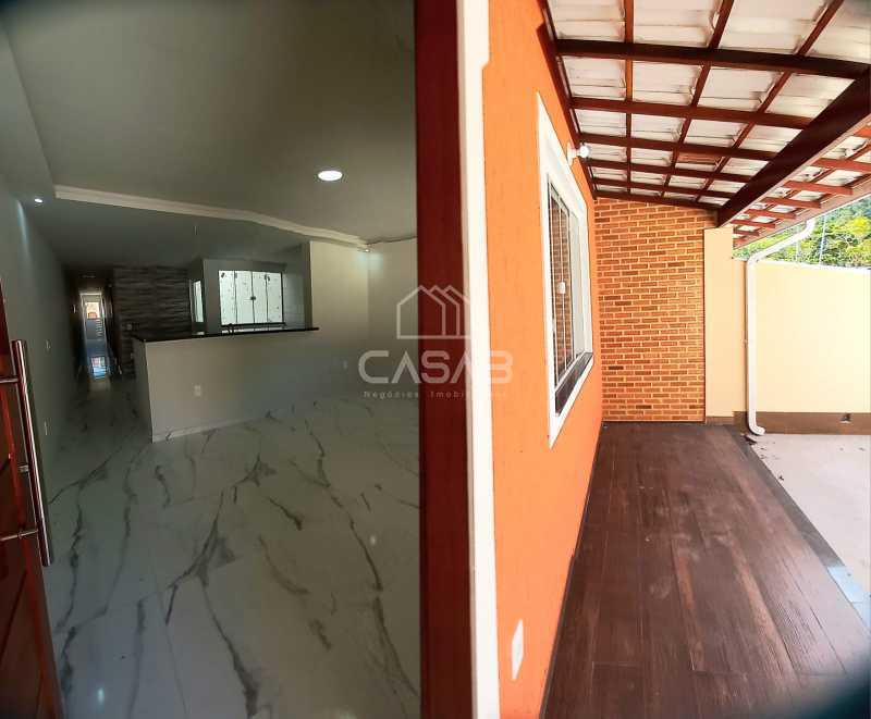 Casa à venda com 2 quartos, 65m² - Foto 3