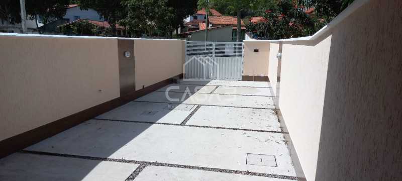 Casa à venda com 2 quartos, 65m² - Foto 15