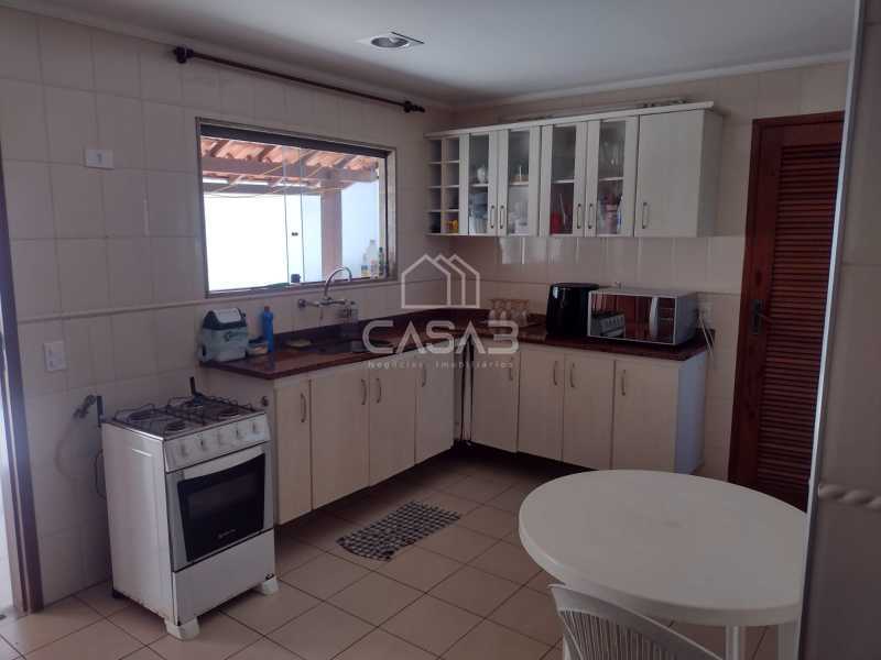 Casa de Condomínio à venda com 3 quartos, 205m² - Foto 9