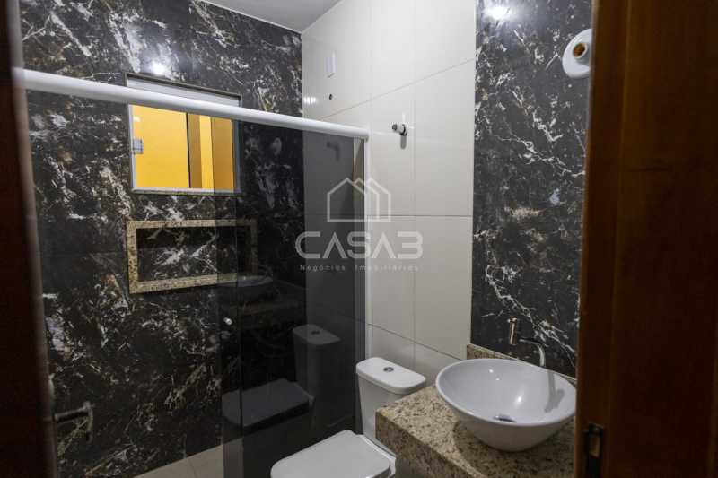 Casa à venda com 6 quartos, 266m² - Foto 12