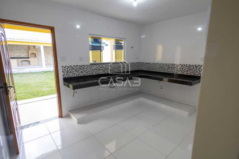 Casa à venda com 6 quartos, 266m² - Foto 14