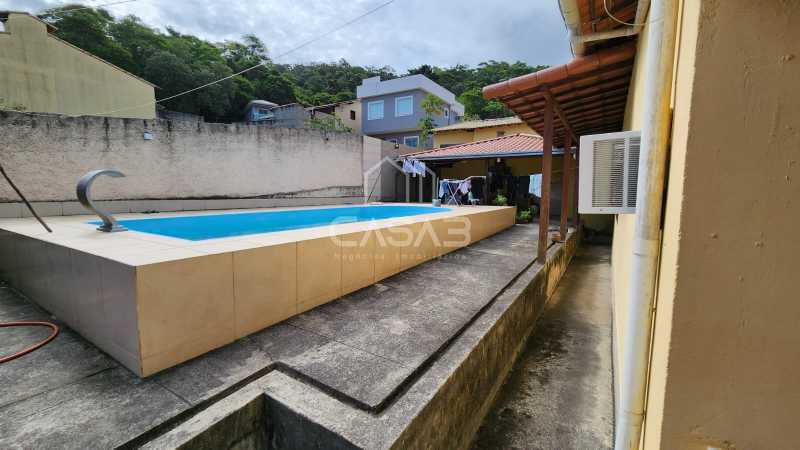 Casa de Condomínio à venda com 3 quartos, 228m² - Foto 17