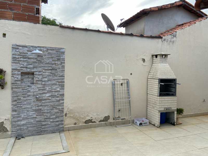 Casa à venda com 2 quartos, 114m² - Foto 14