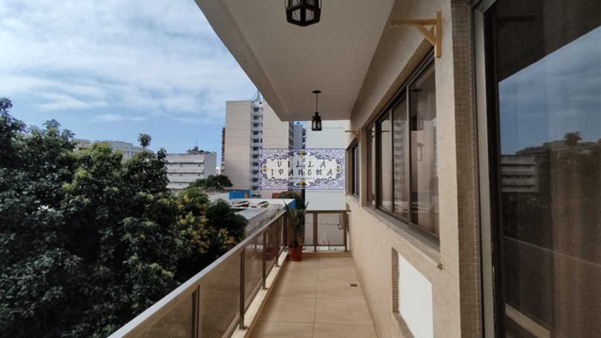 Apartamento à venda com 2 quartos, 81m² - Foto 2