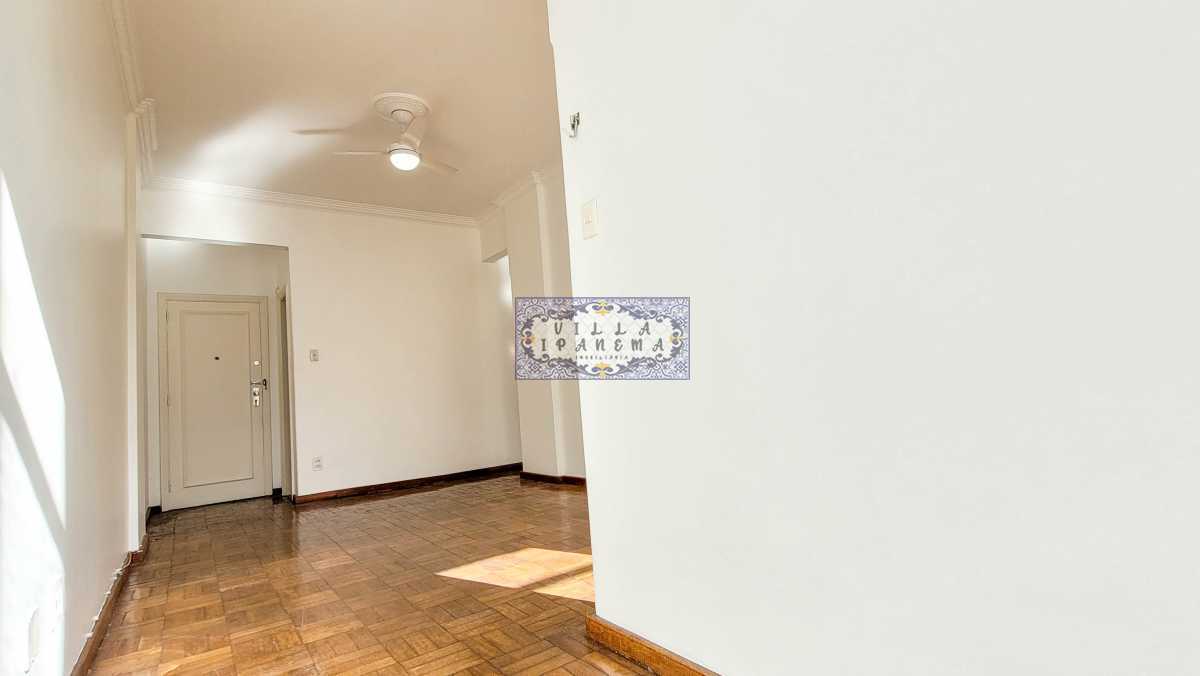 Apartamento à venda com 2 quartos, 70m² - Foto 3