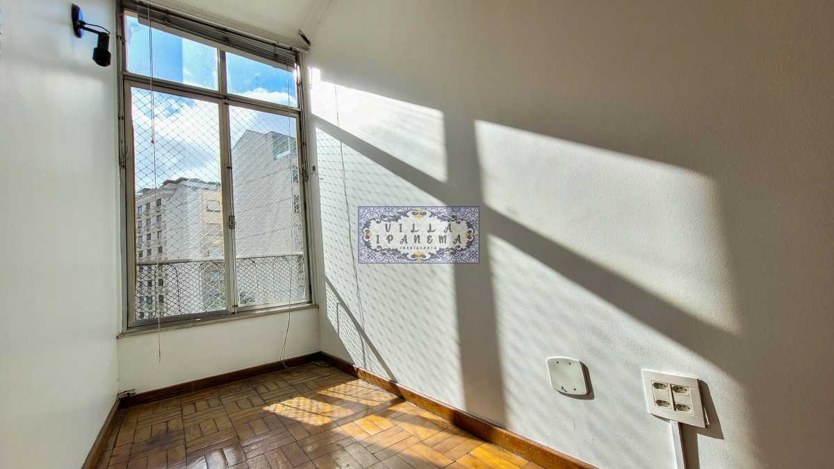 Apartamento à venda com 2 quartos, 70m² - Foto 4