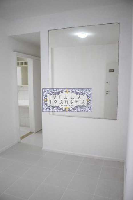 Apartamento à venda com 3 quartos, 86m² - Foto 2