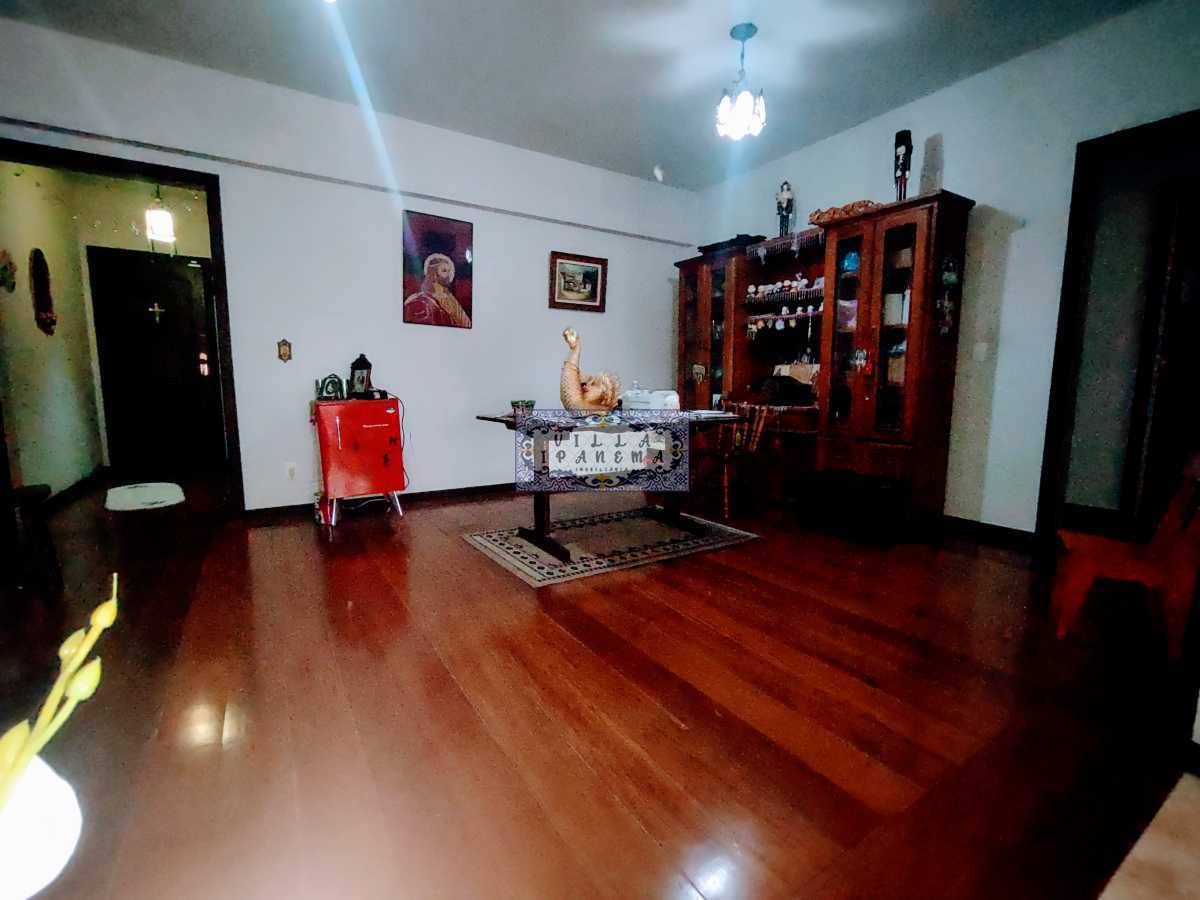 Apartamento à venda com 3 quartos, 131m² - Foto 3