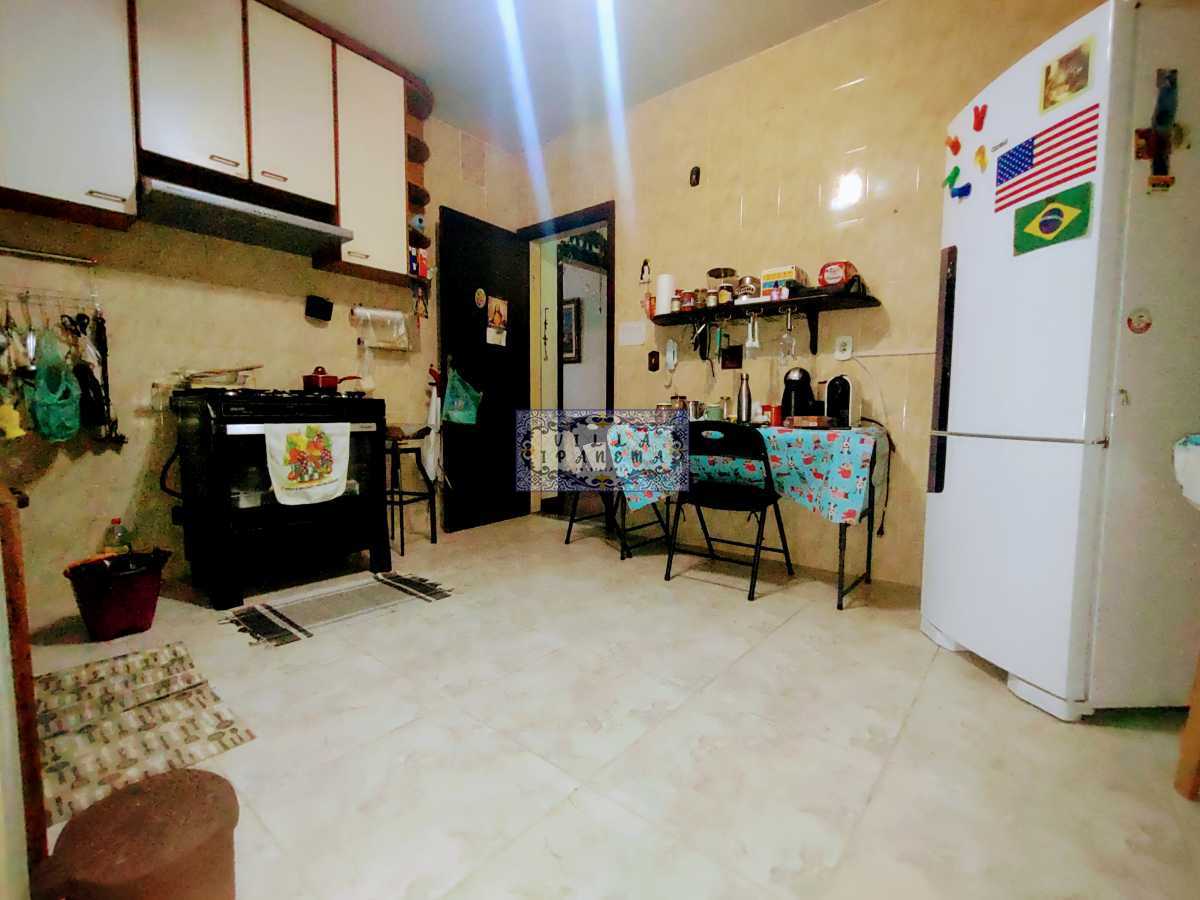 Apartamento à venda com 3 quartos, 131m² - Foto 5