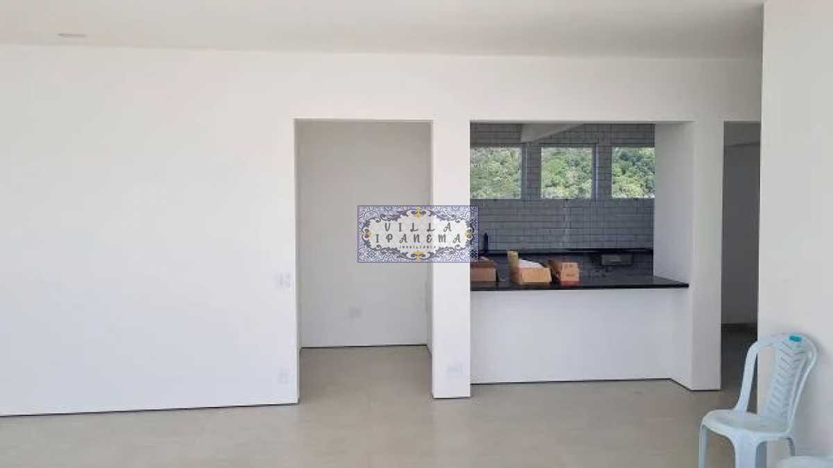 Apartamento à venda com 3 quartos, 160m² - Foto 2