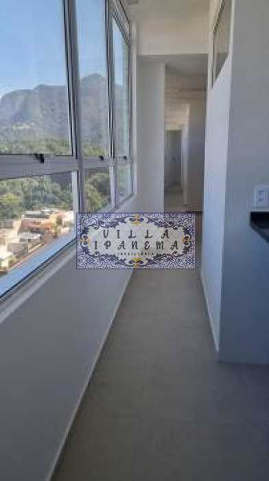 Apartamento à venda com 4 quartos, 198m² - Foto 2